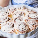 Hjemmelavede kanelsnegle smager bedre end caféer: 3 opskrifter på de